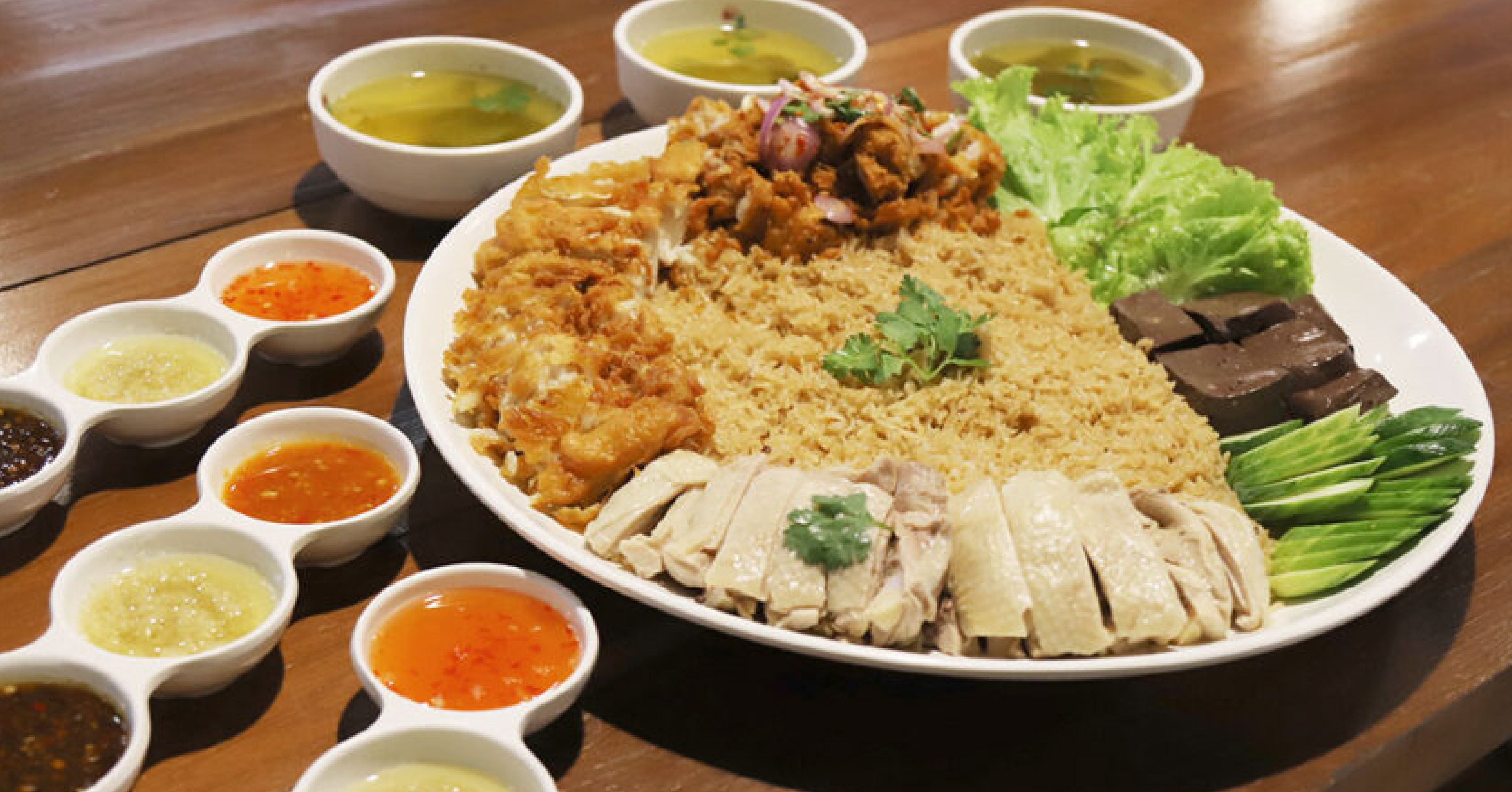 3. ข้าวมันไก่สามพี่น้อง
